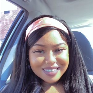 Meet your Posher, Raqibah